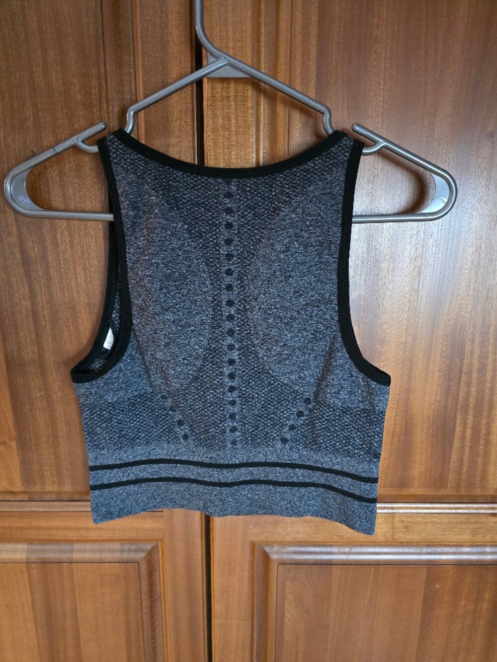 Lole grey patterned athletic long line bra top in size medium - Picture 2 of 7